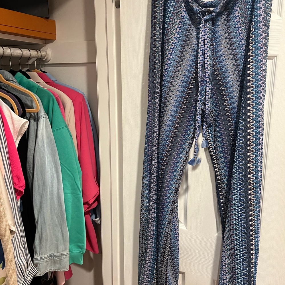 BECCA Blue Patterned Women's Joggers
